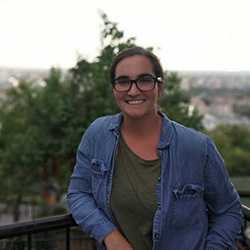 Lizzy Vick - Kayseri'de ingilizce öğretmeni